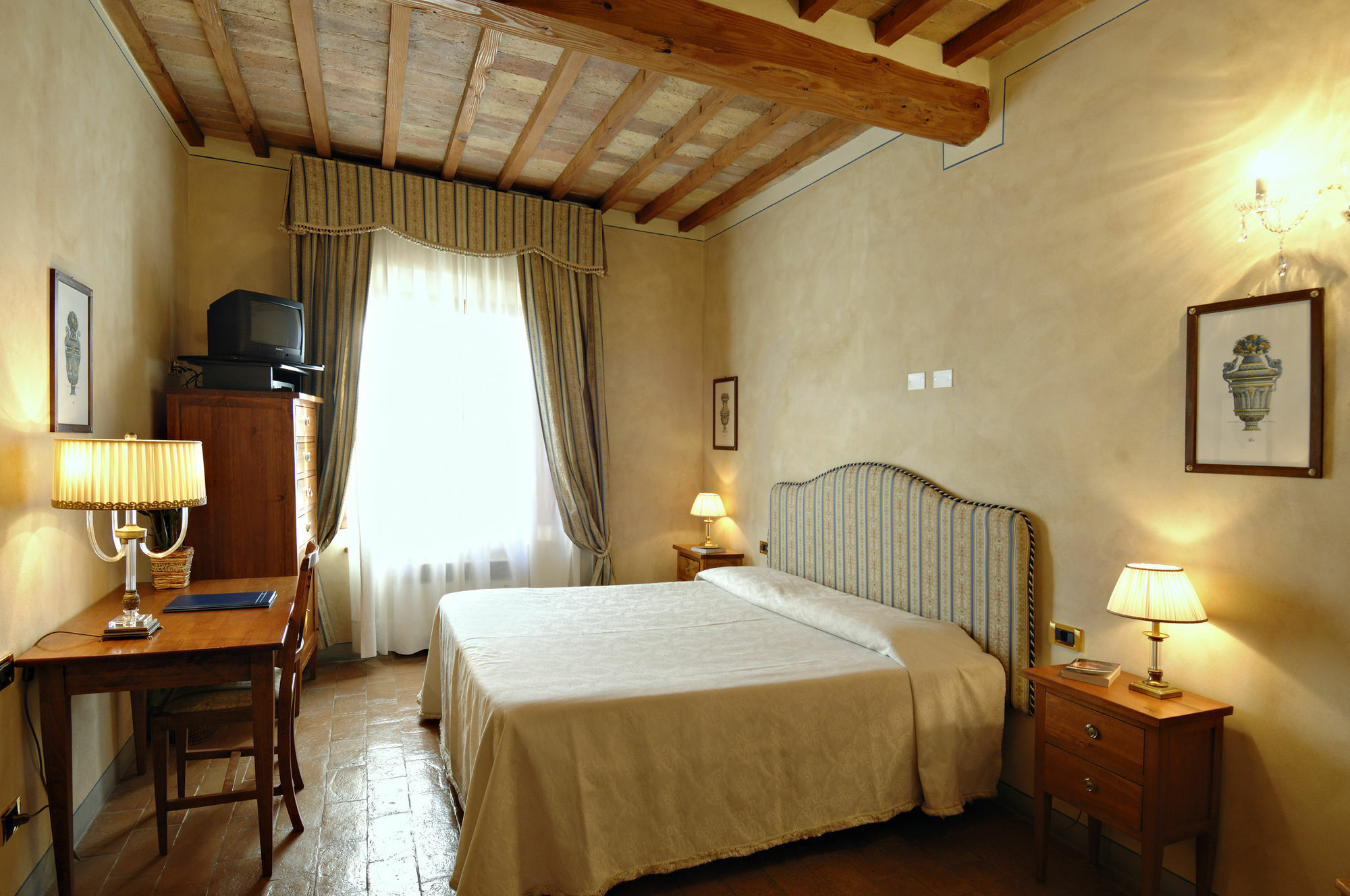B&B Palazzo Al Torrione Сан-Джиміньяно Екстер'єр фото